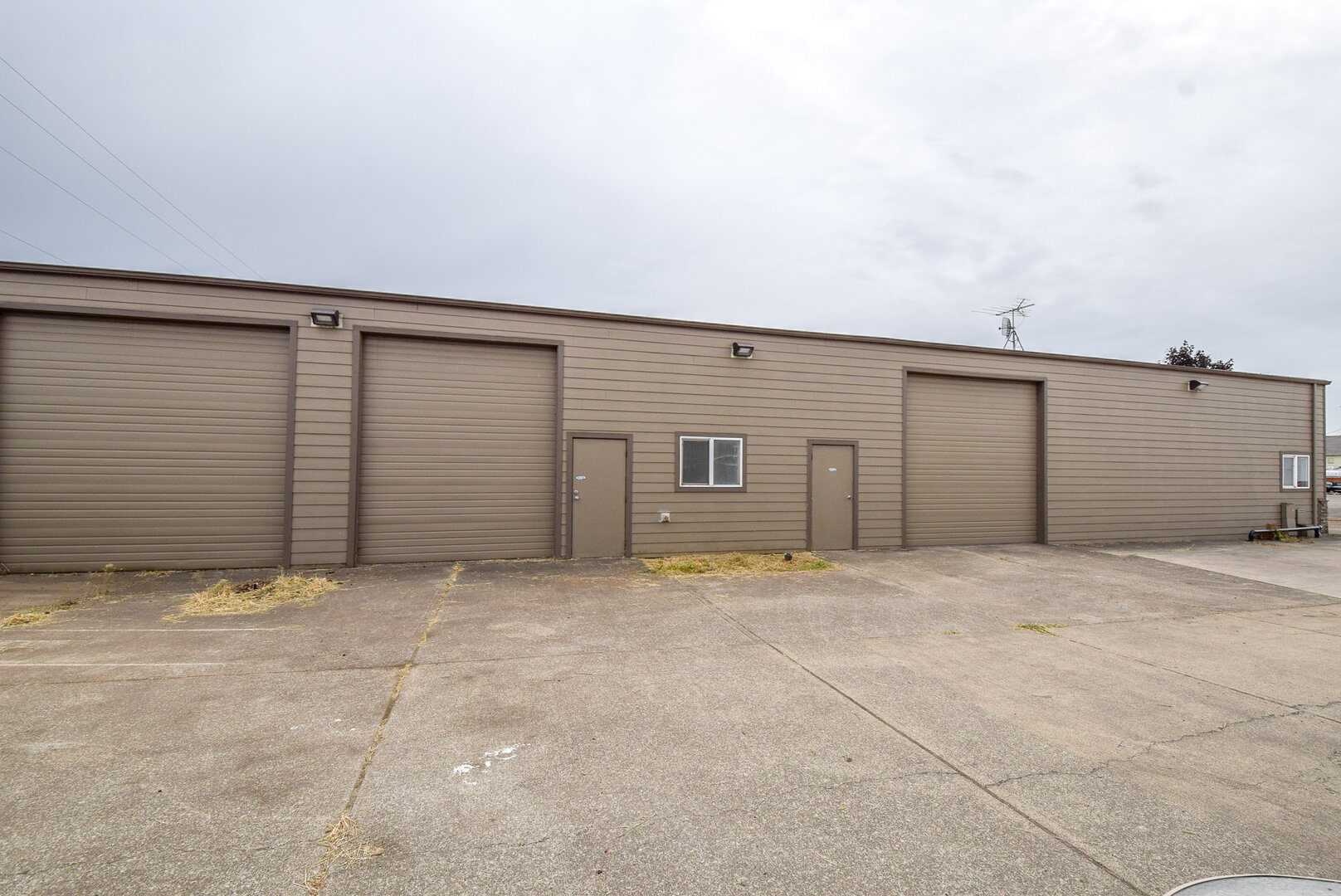 Just Listed Commercial Opportunity! 1167-1185 Anderson Pl SE, Albany, OR 97321